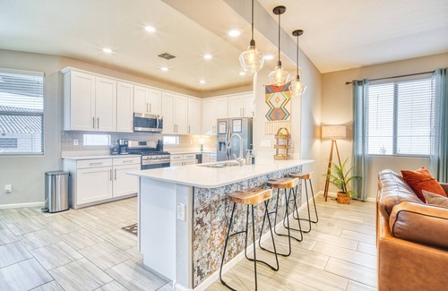 Montecito in Estrella House | Estrella Mountainside Retreat with Private Heated Pool- Beautiful Community!