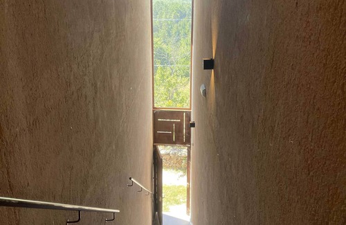 Montejo de la Sierra Apartment | Estudio de Vistas Privilegiadas a la Reserva de la Biosfera y Exquisita Decoración Ecléctica