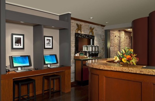 South Beach Hotel | European-Style Suite Steps from Embarcadero with Bay Views in San Francisco