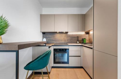 Nivy Apartment | Eurovea Tower Apt 2 Sky View