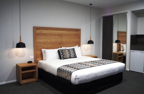 Euston Hotel | Euston Motel