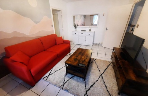 Faubourg North Apartment | Évasion - Apartment 6 Prs, 2 Bedrooms, with Balcony