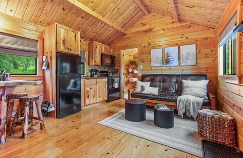 Shippenville Cabin | Evergreen Escape | Cabin w/Hot Tub, Fire Pit, Views & Trails Nearby