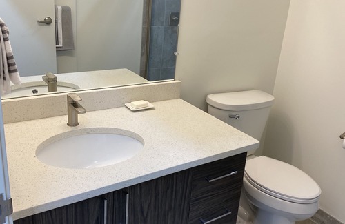 Dearborn Apartment | Everyone welcome travelers welcome