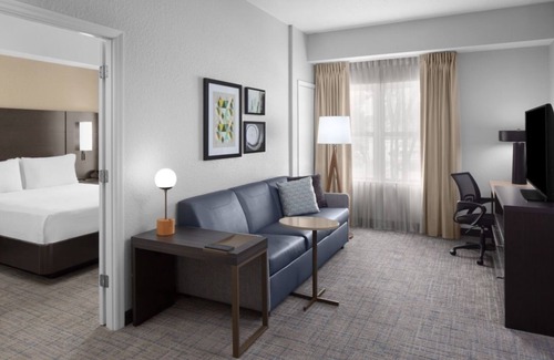 Oldsmar Hotel | Everything You Need For The Perfect Vacation! Outdoor Heated Pool, Pet-friendly!