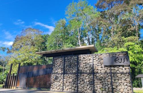 Cahuita Villa | EWA Boxes Container Homes