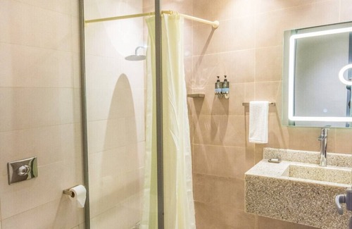 Al-Rawdah Hotel | Ewaa Express Hotel - AlRawda