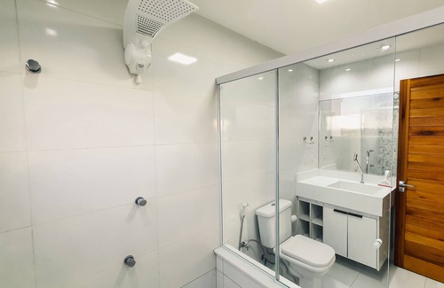 Arembepe House | Excelente Casa com Churrasqueira e ar Condicionado em Arembepe