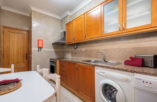 Portimao Apartment | Excellent 3 Bedrooms Family Vacation Portimão Portugal