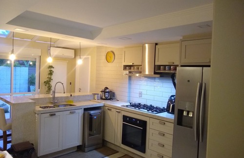 Ponta das Canas House | Excellent house in gated community with pool, 1 block from the beach