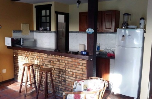 Pero House | EXCELLENT HOUSE OF 03 BEDROOMS, TWO VACANCIES, CLOSED CONDOMINIUM, CLOSE TO THE BEACH