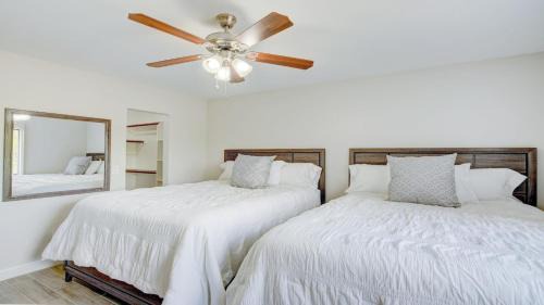 Camelback East Apartment | Excellent location,Relax in the heart of the City! by Kivoya