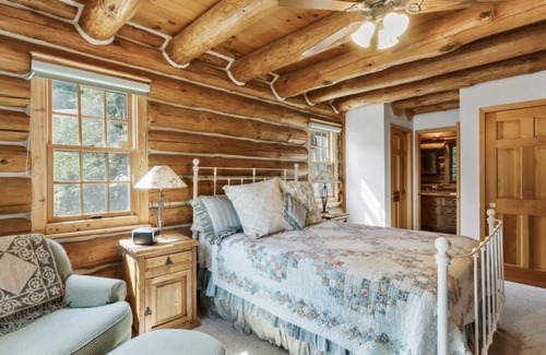 Powers Lake House | Exceptional six-bedroom log home on Powers Lake -12 minutes from Lake Geneva