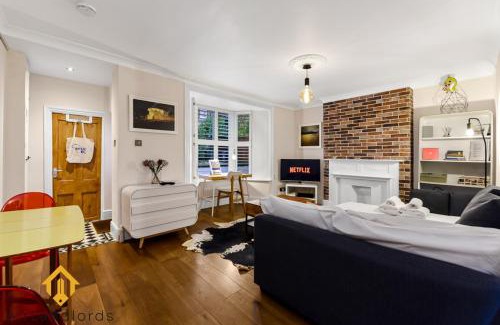 Dalston Apartment | Exclusive 1 bedroom House in Hackney