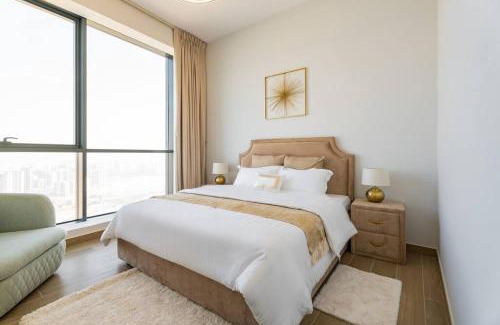 Al Majaz Apartment | Exclusive 2BR beach view APT