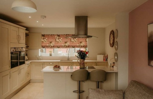 Atherstone House | Exclusive 5 Bed Family House in Country Village
