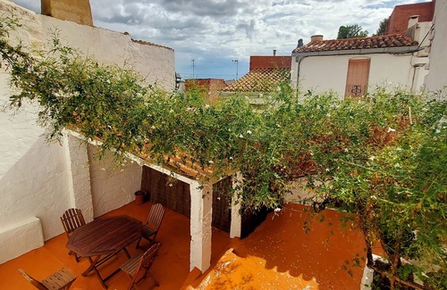Sagunto House | Exclusive and authentic Sleeping Beauty house with a medieval and romantic atmosphere!