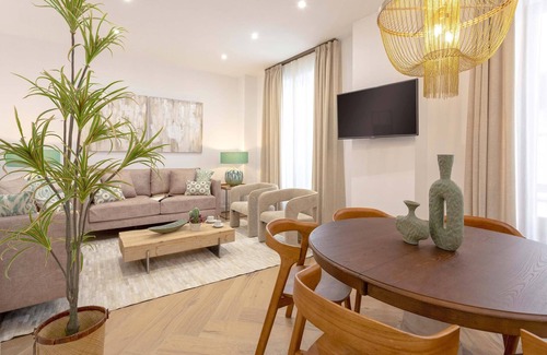 Granada City Center Apartment | Exclusive apartment in city center. Capiteles