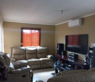 Kagiso House | Exclusive home stay