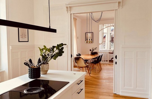 Deufringen Villa | Exclusive old apartment in a magnificent listed villa