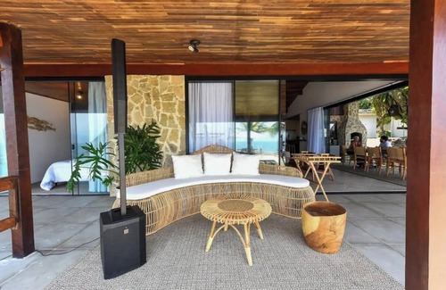 Tarituba House | Exclusive Paradise Island