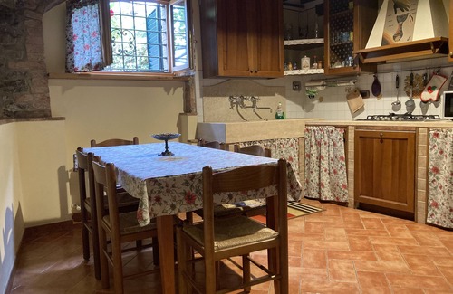 Casciano di Murlo House | Exclusive Stone Tower.