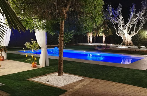 Castelbaldo Villa | Exclusive Villa with Private Pool Sleeps 12 - 6 Rooms