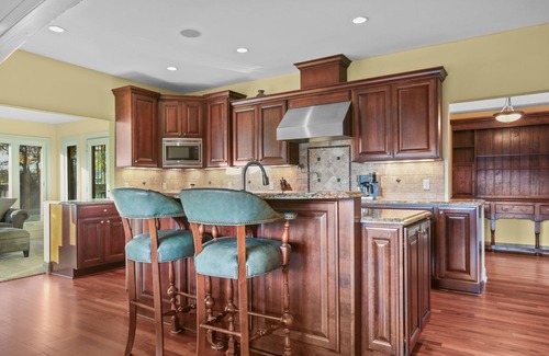 Edina House | Executive 5-bedroom house in Edina