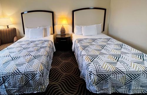 Breaux Bridge Hotel | Executive Inn & Suites Breaux Bridge, LA