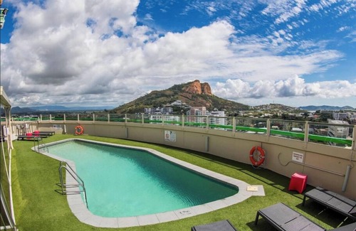 South Townsville Hotel | Executive King Room CBD Townsville