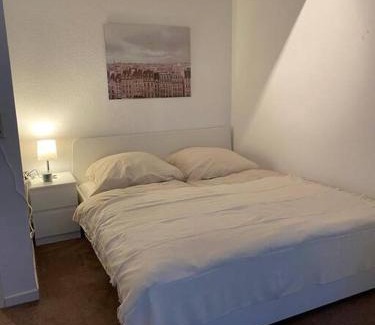 Gartenstadt Vahr Apartment | Exklusive Wohnung in der schönen Stadt Bremen