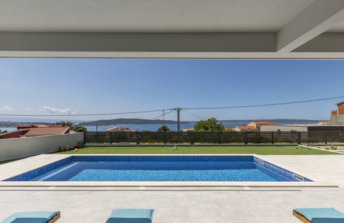 Kastel Sucurac Villa | Exlusive Villa, private, VIP, private pool, sea view, comfortable for 10+4