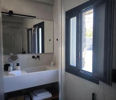 Exo Gonia Apartment | EXO Santorini Sea View Private Pool Villa and Suites