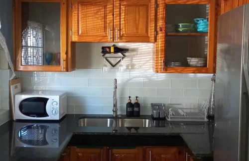 West Gate Hills House | Exotic 2 bedroom Westgate Hills