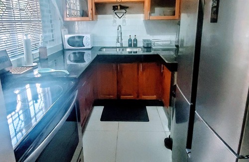 West Gate Hills House | Exotic 2 bedroom Westgate Hills