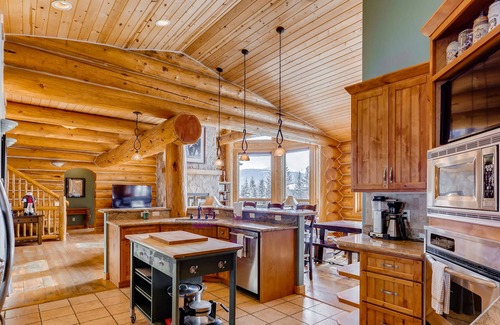 The Reserve House | Expansive Home in The Reserve w/Mountain Views, 2 Decks, & Private Hot Tub