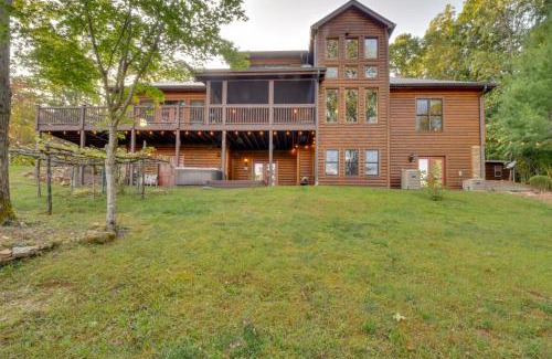 Ellijay House | Expansive Mtn-View Ellijay Cabin Private Hot Tub
