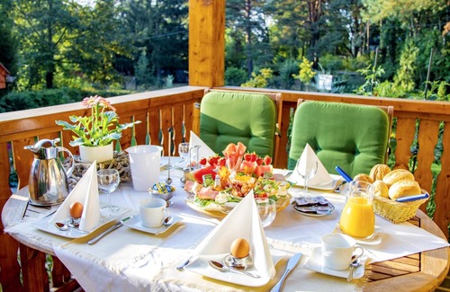 Rahnsdorf Condo | Experience Berlin near the forest and lake