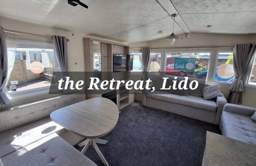 Prestatyn House | Experience Coastal Bliss: Your Perfect Caravan Getaway at Lido Beach, Prestatyn!