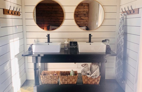 Canton House | Experience East TX@ElKen Retreat:Spa,Pool,Hot tub,Massage,Breakfast,Relax Suite2