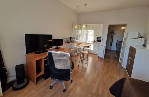Kallio Apartment | Experience Fully Furnished Apartment in Helsinki's Vibrant Kallio District!