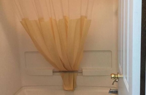 Cabot Resort | Experience Maximum Comfort! Pool, FREE Parking & Breakfast!