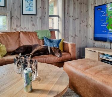 Vaga House | Experience Mountain Magic At Bringsfjellet