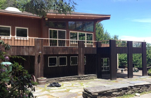 Stowe Area House | Experience mountain magic! Five bedroom retreat in the heart of Stowe.