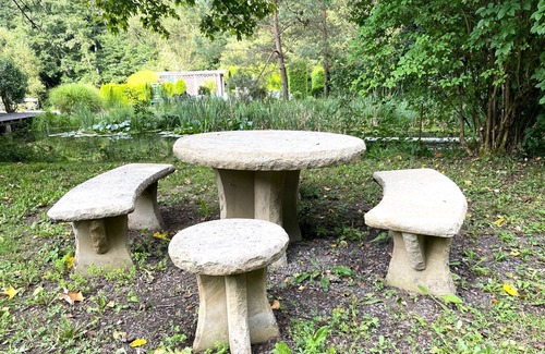 Lollbach Apartment | Experience pure nature in our idyllic double room right on the edge of the forest!