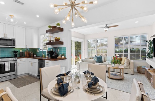 North Corals House | Experience Surf, Sun & Sea, a spacious 3-bedroom Tropical Retreat!