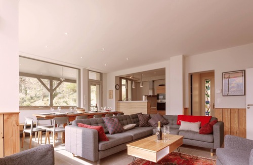 Cauterets Ski Chalet | Experience the Exception at Chalet La Source: Comfort, Relaxation and Magnificent Views