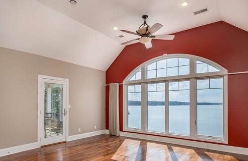 Camden House | Experience the unique vision & artistry of this remarkable Lake Wateree estate