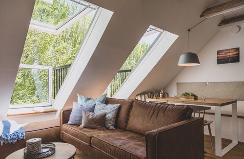 Upleward Apartment | "Experience unforgettable vacation moments at Gulfhof Boomgaarden!"
