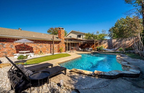 Southwest Carrollton House | Expertly Crafted Home w/Pool, Gameroom, Mini Bar